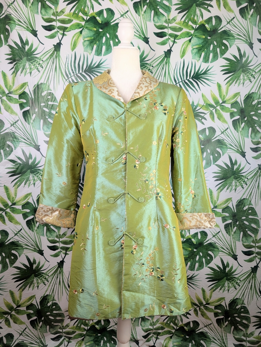 Tang Yi Chartreuse Asian Floral Jacket (Size: Large) 12.2 Oz